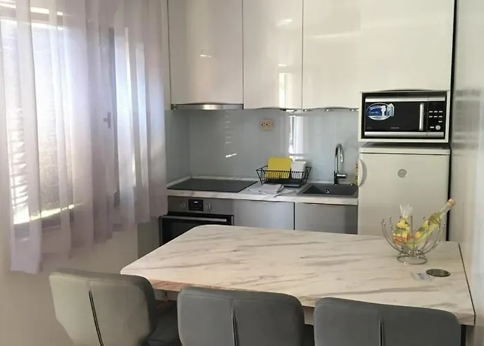 Panoramic Sea View Stella